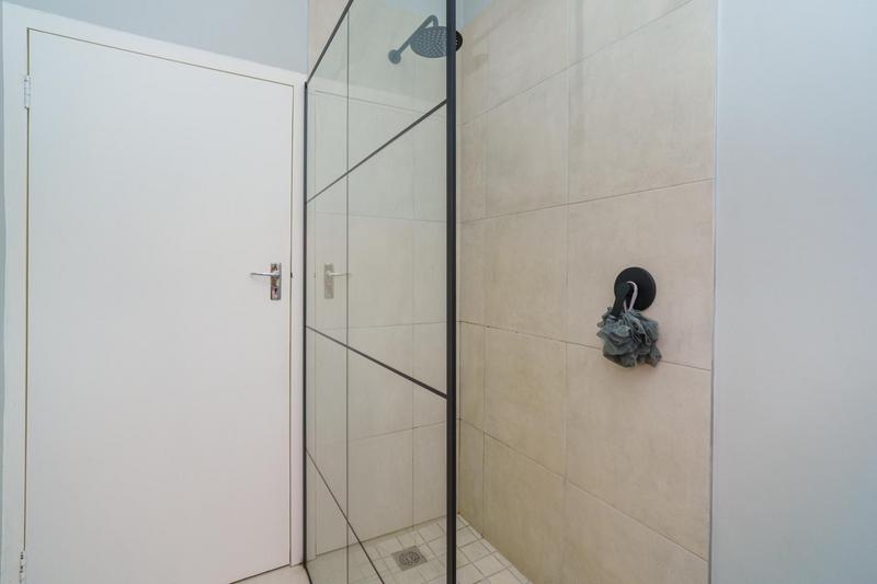 3 Bedroom Property for Sale in Harfield Village Western Cape